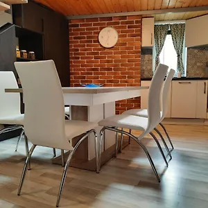https://exclusive-art-apartment.krakowhotelspoland.com