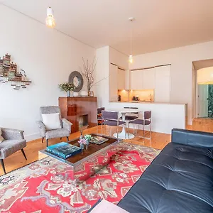 https://guestready-s-bento-bright-home.hotels-lisbon-portugal.com